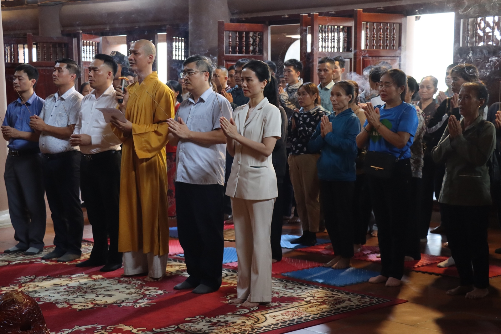 Tạp chí Tài nguyên và Môi trường trồng cây tại chùa Linh Quang (Điện Biên)