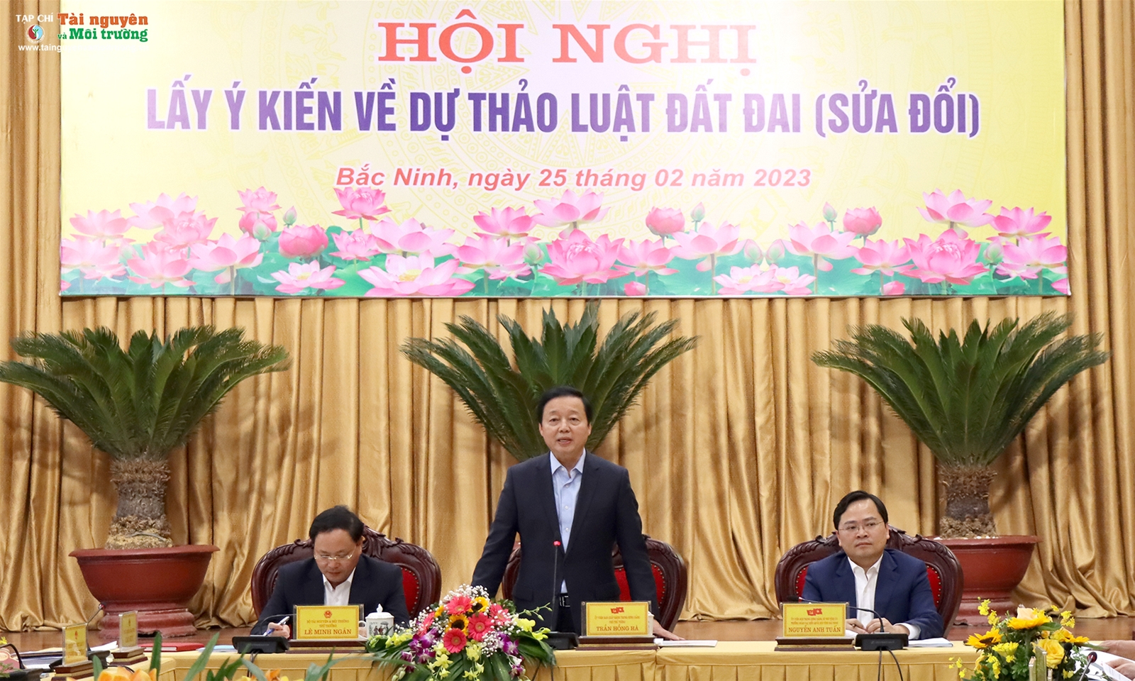 Hội nghị lấy ý kiến về Dự thảo Luật Đất đai (sửa đổi) với các bộ, ngành và 25 tỉnh, thành phía Bắc