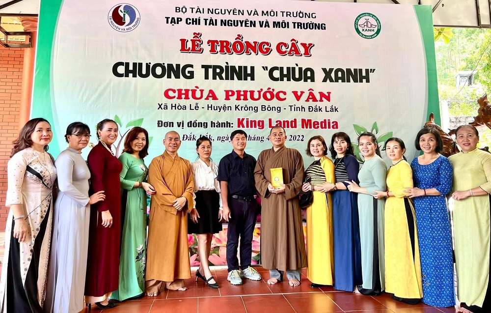 Chương trình “Chùa xanh” trồng cây ở chùa Phước Vân, Đắk Lắk