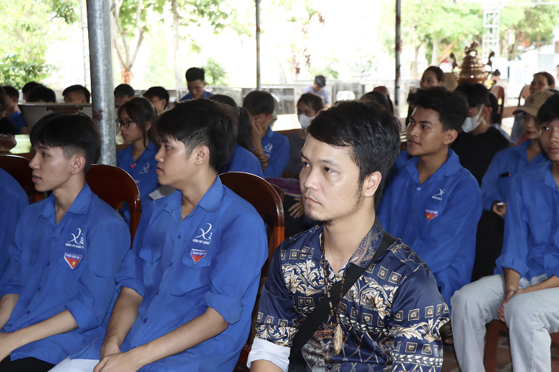 Tạp chí Tài nguyên và Môi trường phát động trồng cây tại chùa Vạn Linh, Thanh Hóa