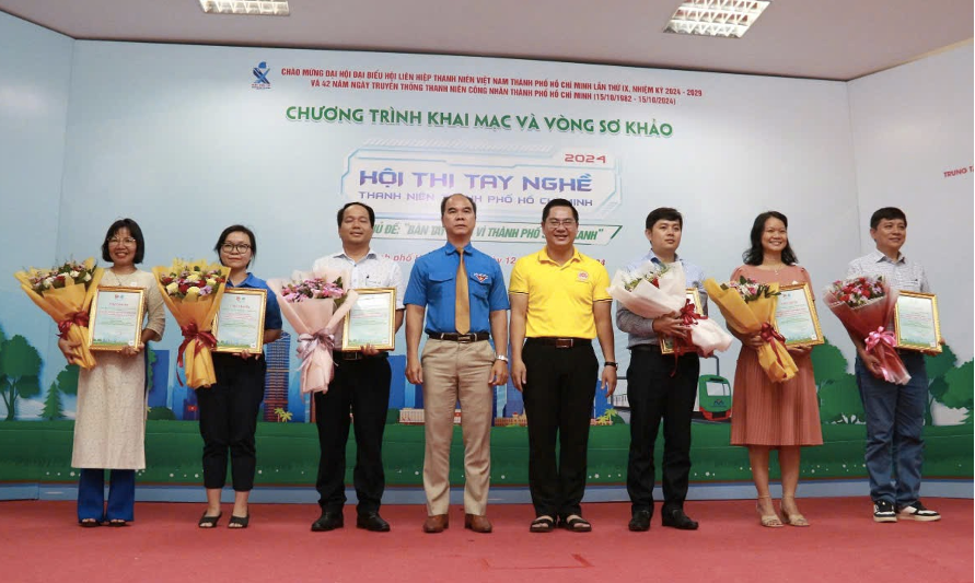 TP. Hồ Chí Minh: Gần 180 thí sinh tham dự hội thi với chủ đề “Bàn tay vàng vì thành phố sạch, xanh” 