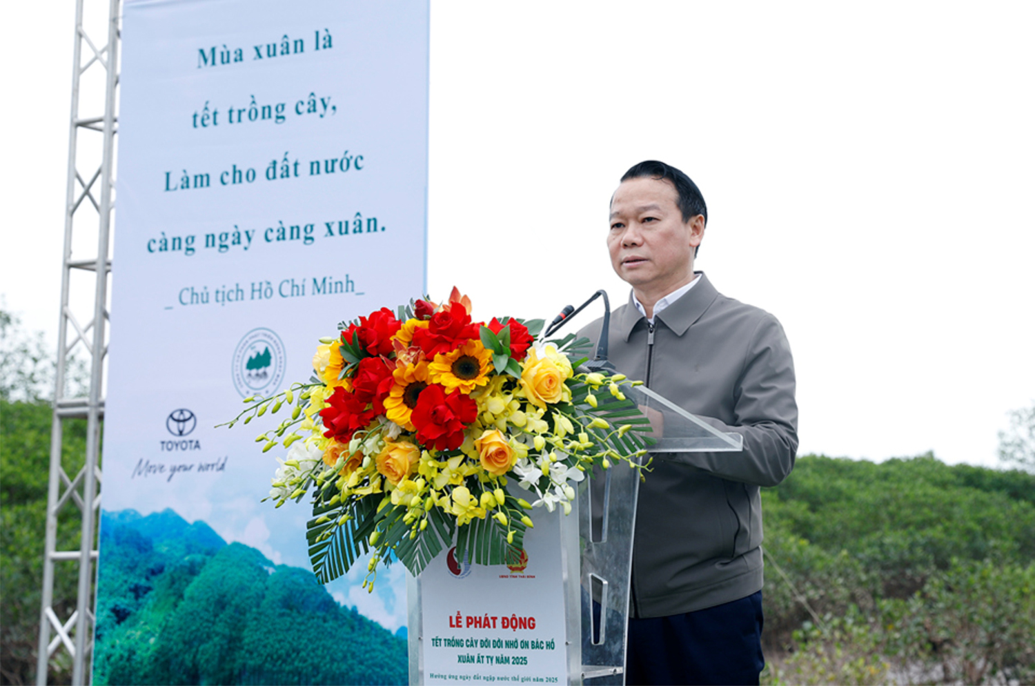 Bộ TN&MT phát động “Tết trồng cây đời đời nhớ ơn Bác Hồ” tại Thái Bình