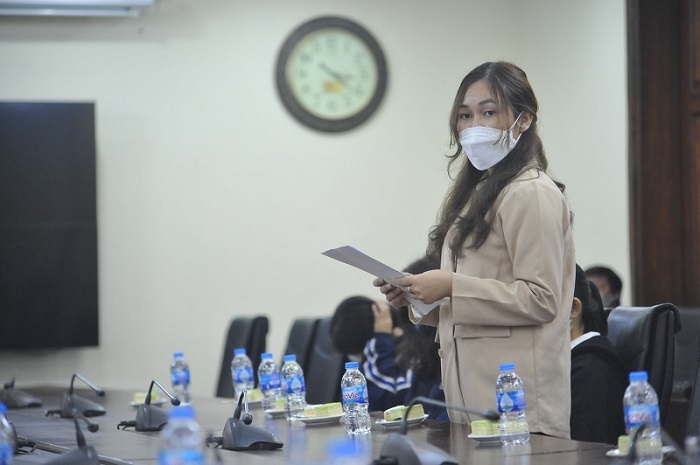 Công ty Cổ phần Him Lam trao học bổng cho sinh viên Viện Đào tạo Báo chí và truyền thông