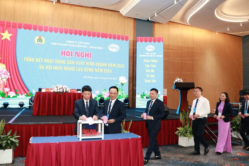 Công ty CP Kinh doanh Than Cẩm Phả - Vinacomin: Phấn đấu hoàn thành xuất sắc nhiệm vụ năm 2024