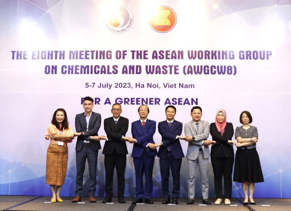 Tăng cường hợp tác ASEAN về quản lý hóa chất và chất thải nguy hại xuyên biên giới