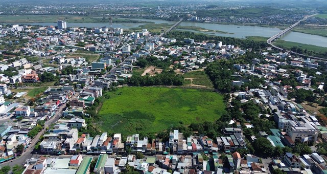 Quảng Ngãi: Người dân bức xúc vì 2 hồ điều hòa gây ô nhiễm nặng