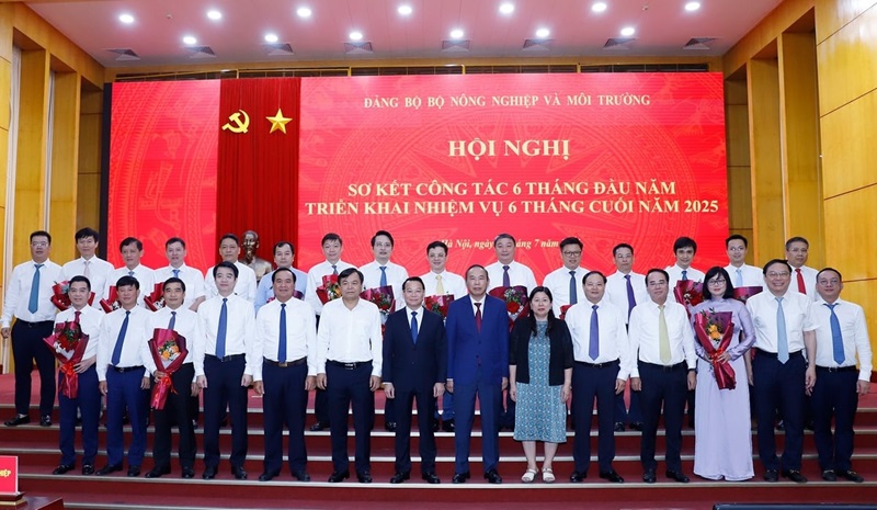 Bổ sung 16 Ủy viên Ban Chấp hành Đảng bộ Bộ Nông nghiệp và Môi trường