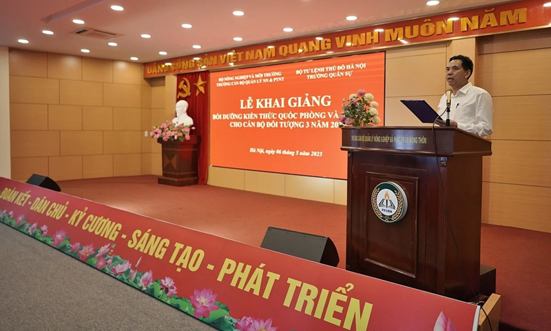 Khai giảng lớp bồi dưỡng quốc phòng, an ninh cho cán bộ nông nghiệp, môi trường