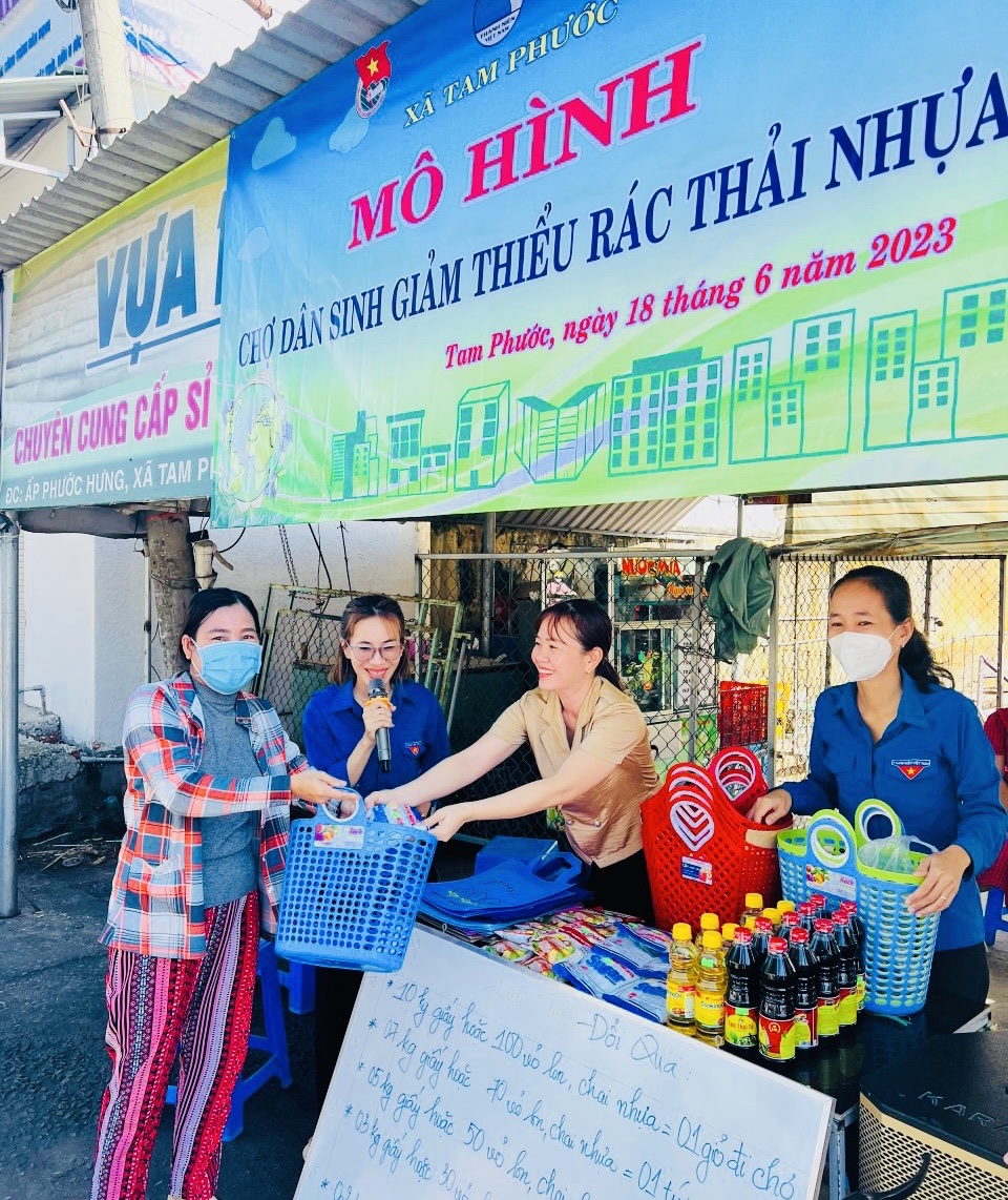 Chợ dân sinh giảm thiểu rác thải nhựa