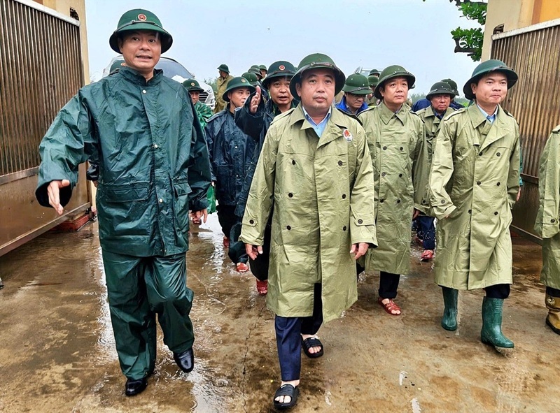 Quyền Bộ trưởng Trần Đức Thắng: Không để bất ngờ trước diễn biến cực đoan của bão số 3