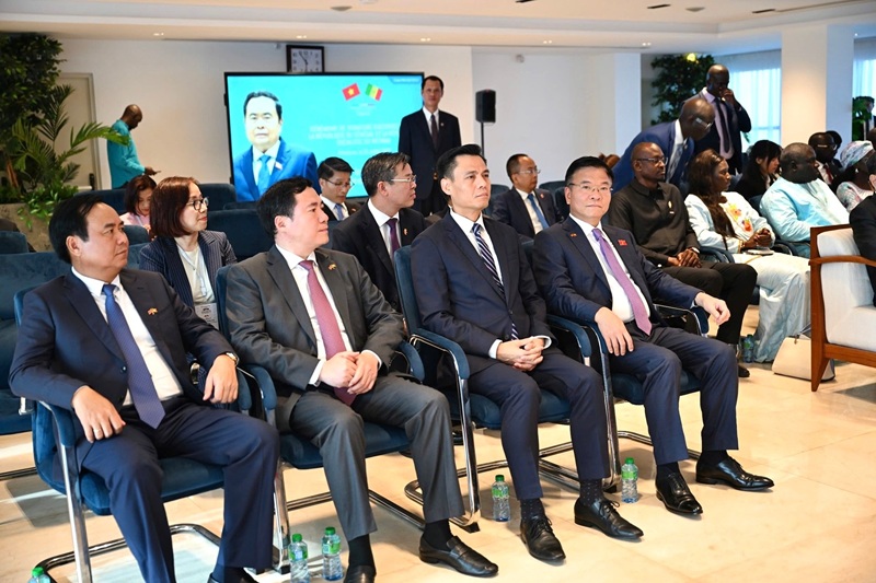 Việt Nam và Senegal ký Bản ghi nhớ thúc đẩy hợp tác nông nghiệp toàn diện