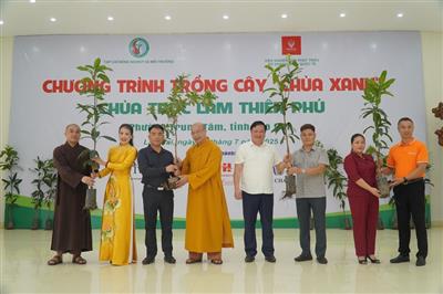 Tạp chí Nông nghiệp và Môi trường tổ chức chương trình “Chùa xanh” tại Lào Cai